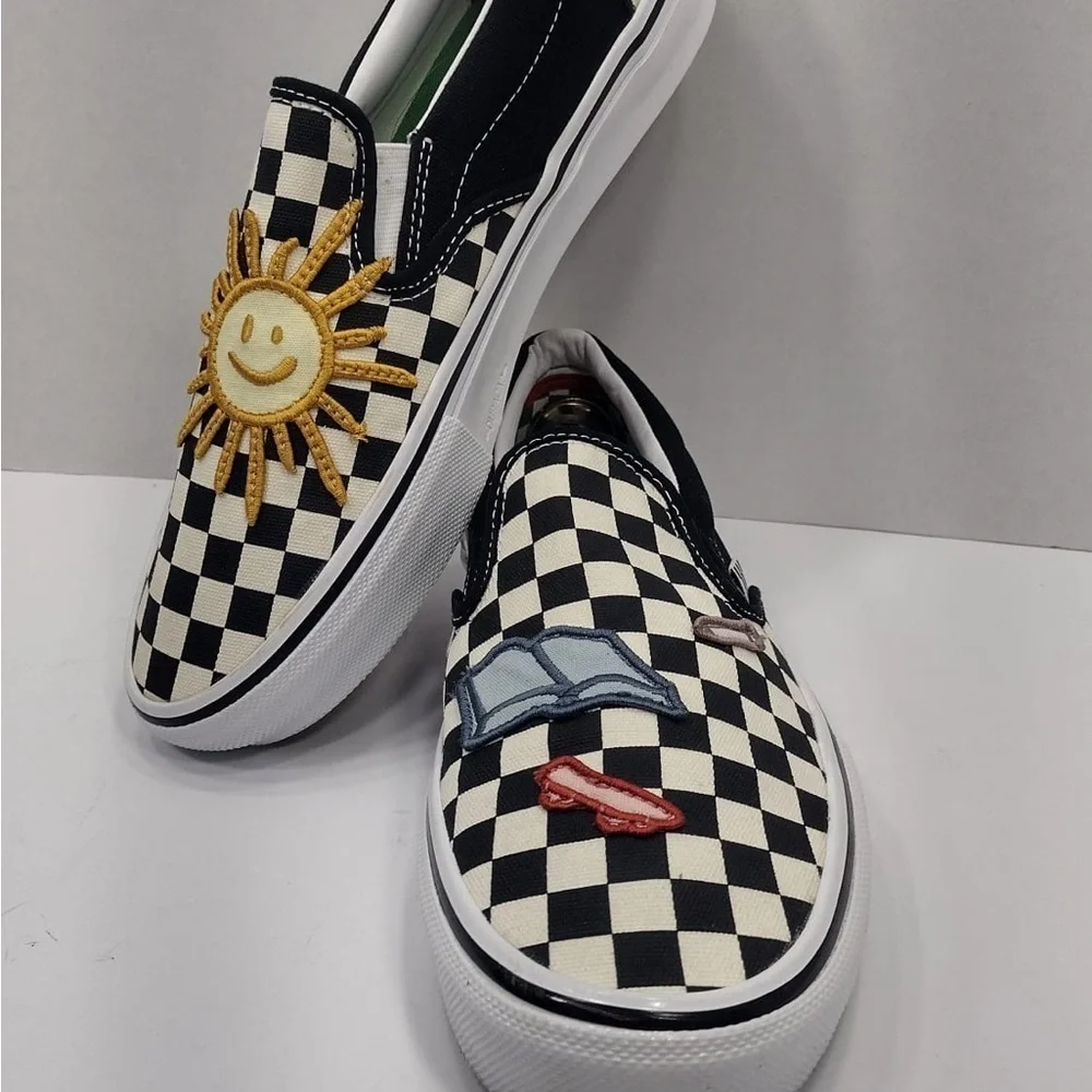 Vans  Checkered Slip-On Shoes size  9.5 pre owned Exellent condition